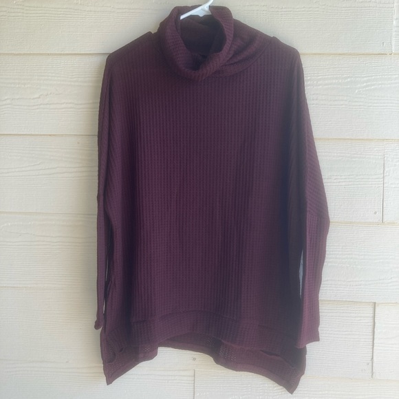 NWOT Turtleneck Batwing Sleeve High Low Hem Side Slit Waffle Knit Casual… - Picture 4 of 10